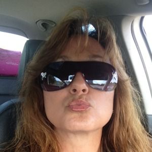 Meet your Posher, Posh